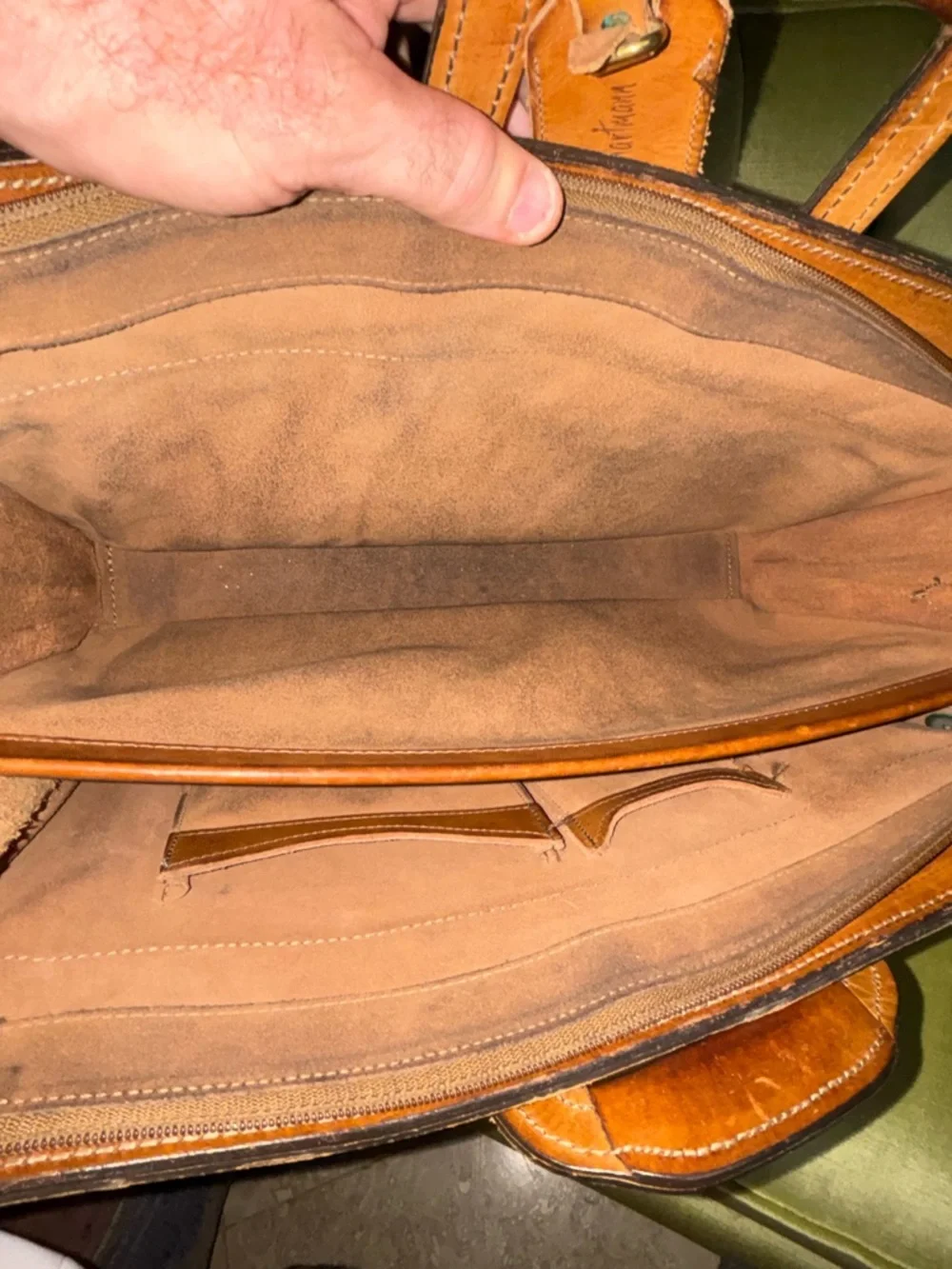 Hartmann leather attache